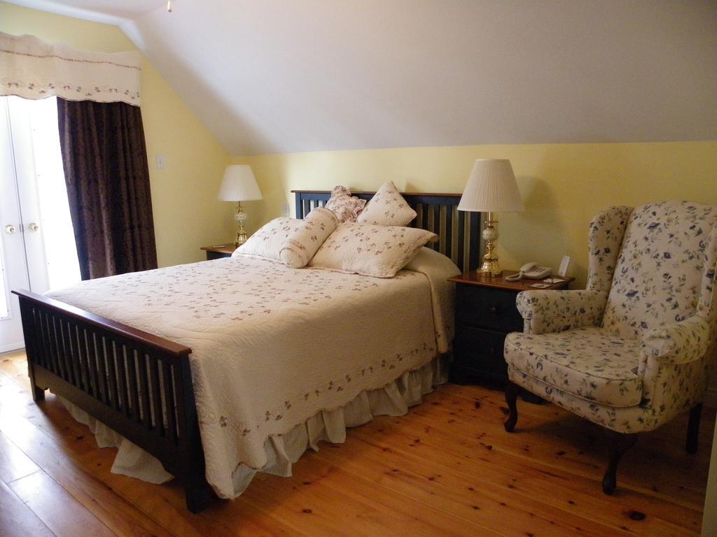 The Colonel'S In Bed And Breakfast Fredericton Pokoj fotografie