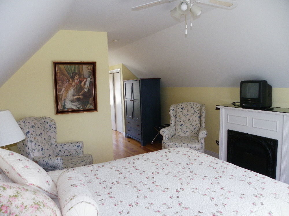 The Colonel'S In Bed And Breakfast Fredericton Exteriér fotografie